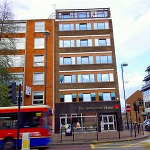 Rosemount Heathrow ** Hounslow