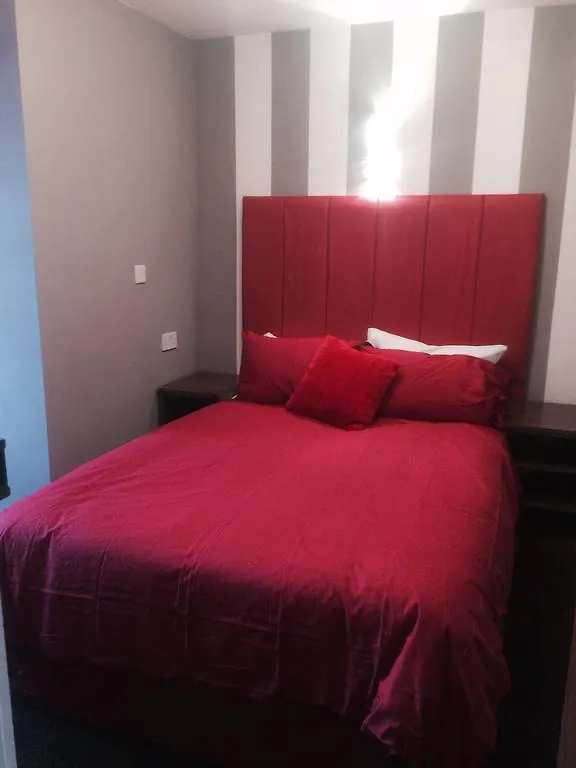 Shalimar Hotel Hounslow 3*,  United Kingdom
